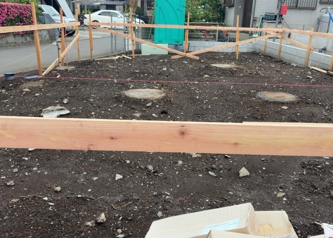 土地探しをしていると都市計画区域という言葉を目にすると思います。法律によって、都道府県知事や国土交通大臣が指定するエリアのことを指しており、都市計画区域は市街化区域と市街化調整区域に分けられています。