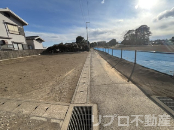 野田市公道2.7ｍに接道しています