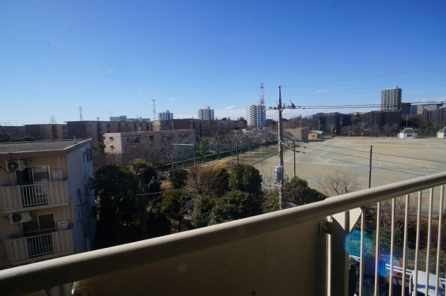 前面ぬけていて開放感あり