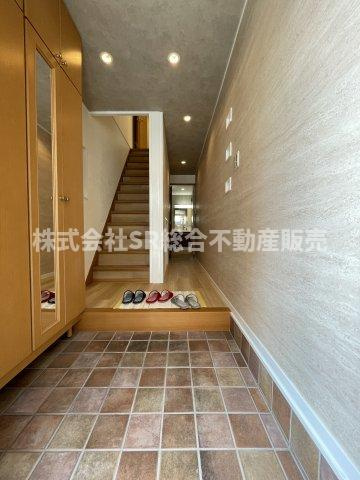 玄関にはシューズボックスもございます！