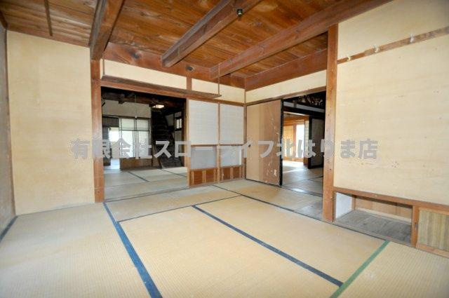 北側から