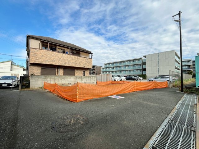 ―　CITY　PARK北町　―　建築条件付き売地　限定1区画　有楽町線・副都心線「平和台」駅徒歩3分の好立地　光と風に恵まれた三方角地感覚　開放感溢れ利便性と暮らしやすさが共存した好立地です