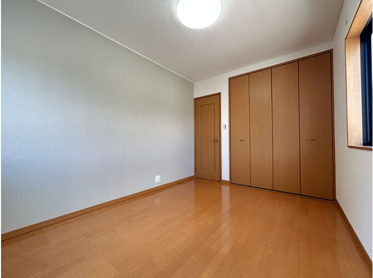 2階洋室6帖