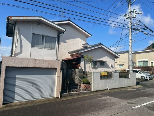 駐車場1台（ガレージ）！