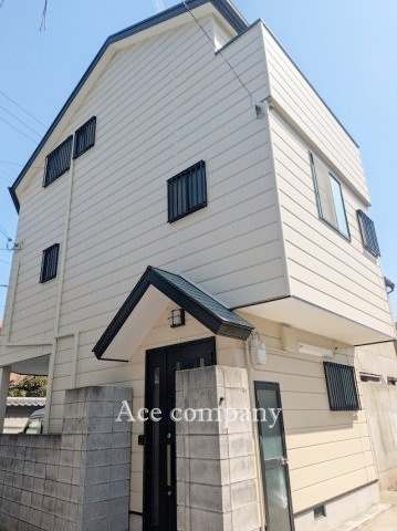 外観：327002263009