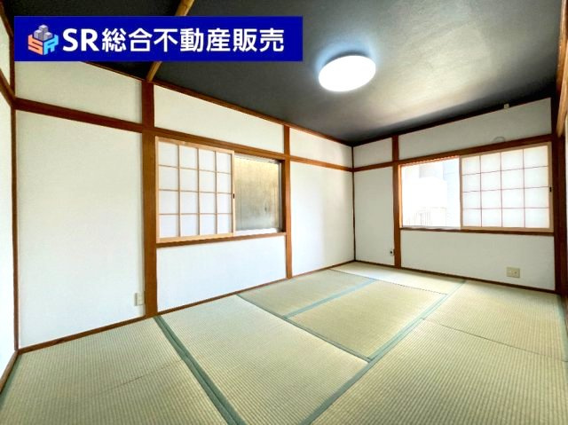 落ち着いた雰囲気で寝室にいかがでしょうか？