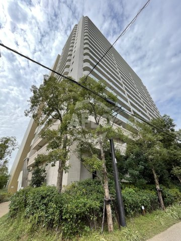 外観：327002591028