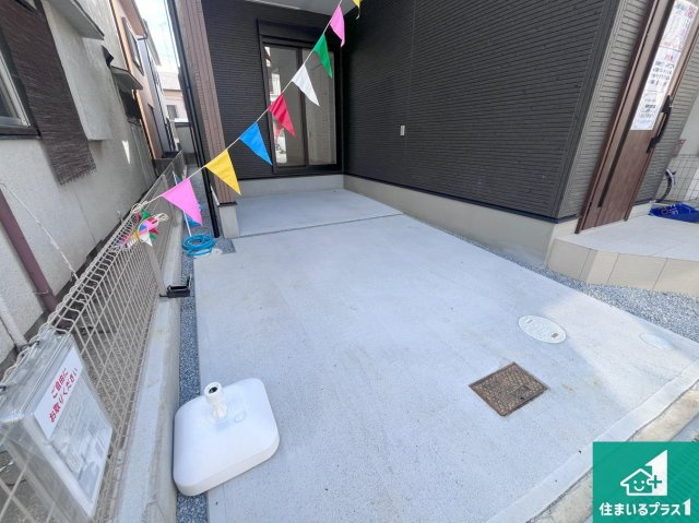 駐車スペース！散水栓があるので、こまめに愛車を洗えます！