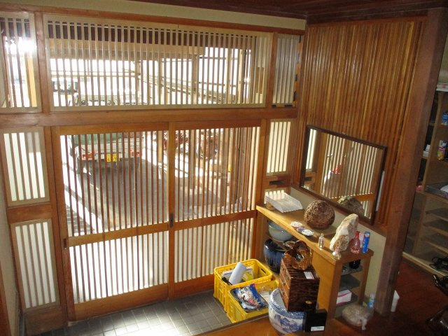 玄関　内側