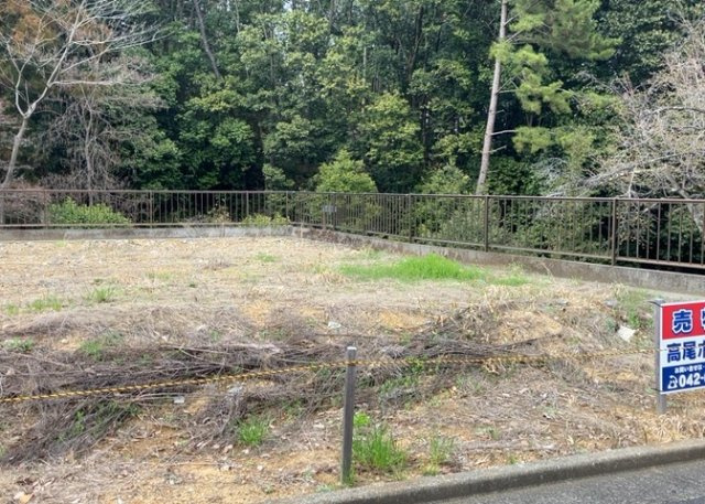 物件の詳細については、現地を見てわかること以外に、役所や法務局などで調べないとわからないことがあります。そのため、現地に行く場合は、もしこの物件を買ったらどのような生活ができるかをイメージしましょう。