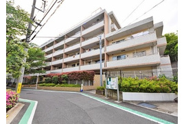 リステージ響の森横濱鶴見の外観