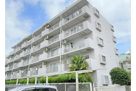 東寺尾ダイヤモンドマンションA棟の外観