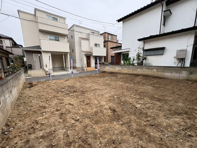 閑静な住宅地・敷地約22坪・希望の間取りが叶いやすい整形地です！自由設計で夢のマイホームはいかがでしょうか！当社無料の間取り作成も承ります！ジョイフーズまで徒歩約10分(750ｍ)！