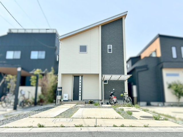 外観：311002343570