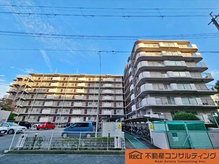 外観：328000621409