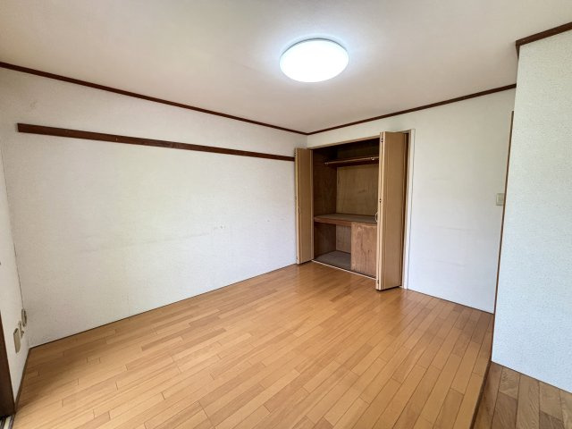 2F　約7.0帖の洋室