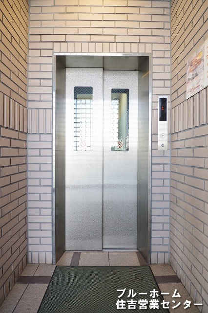 エレベーターです