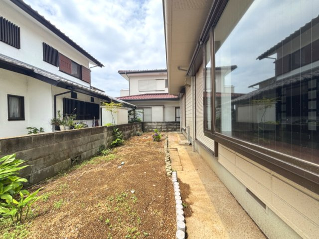 庭があり、家庭菜園も出来ます。