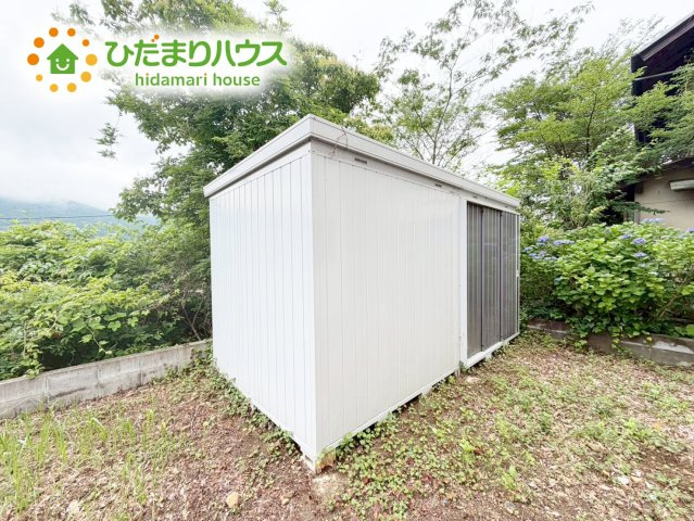 家族みんなで共同で使える便利な大型物置！