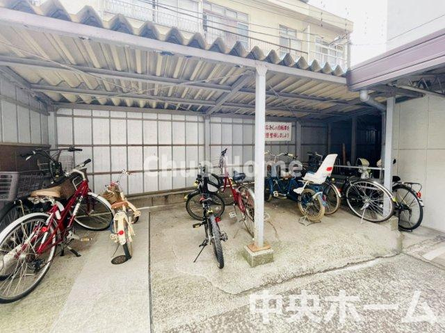 【自転車置き場】最新の空き状況や費用などの詳細は担当スタッフまでお問い合わせください。