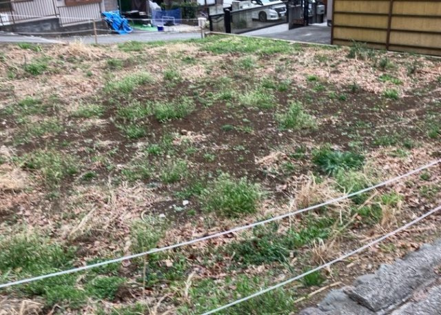 家を建てる前提で土地を探している場合、地盤の丈夫さは譲れない条件の一つです。地盤が脆弱だと追加工事が必要となります。また、過去に地盤沈下や液状化現象を起こした土地は、できるだけ避けた方がいいでしょう。