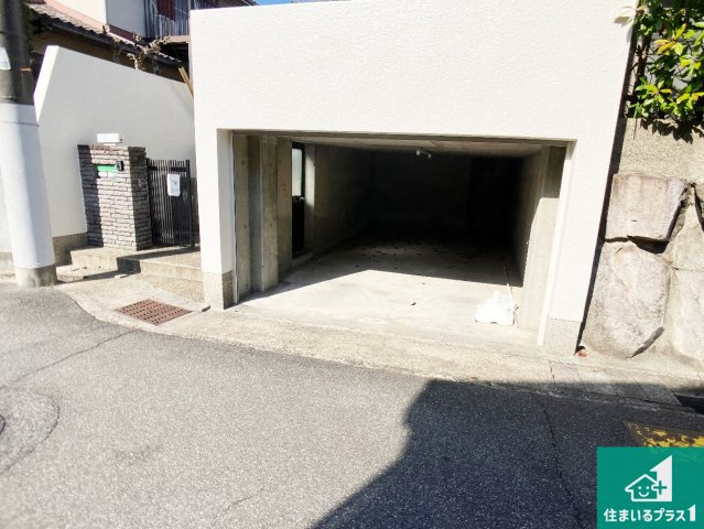 駐車スペース有ります！