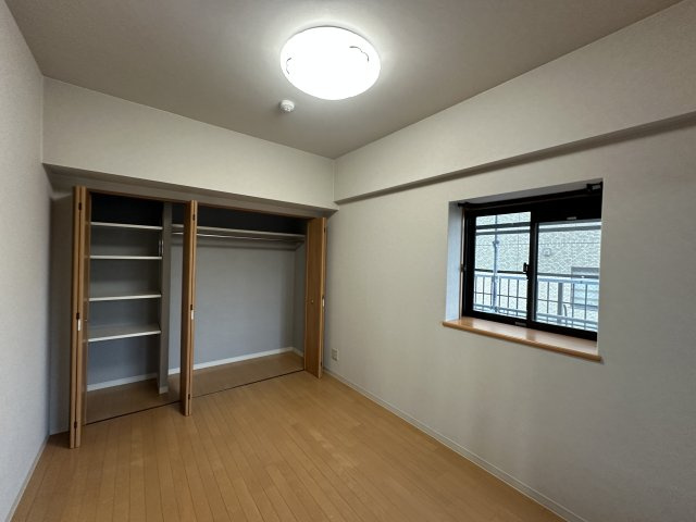 北東側