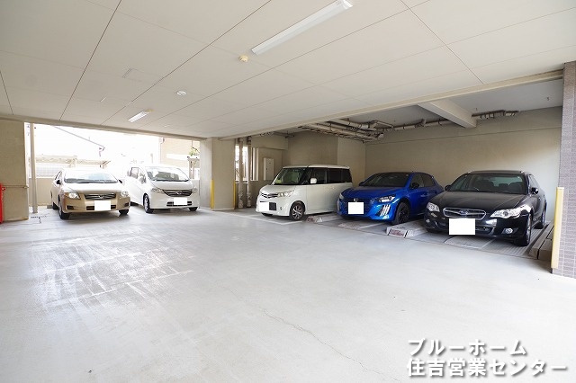 敷地内駐車場がございます！