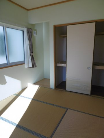 1階　4.5畳の和室