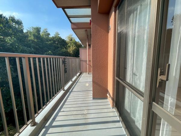 【ハイホーム鷺沼東のバルコニー】