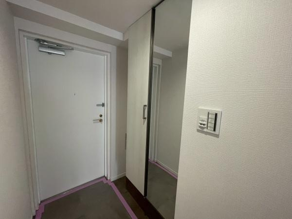 【ハイホーム鷺沼東の玄関】