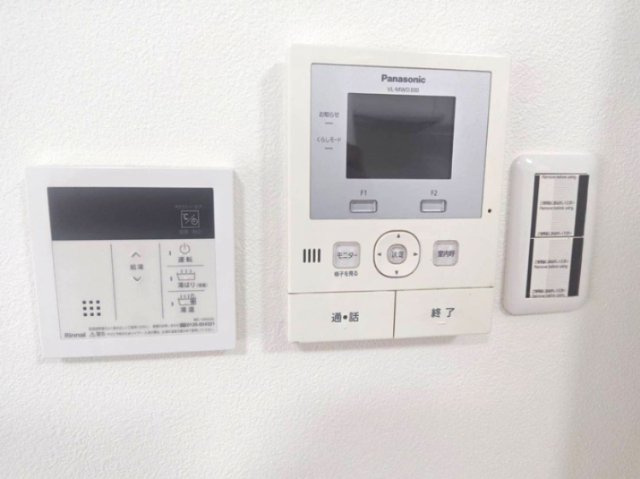 給湯機モニター、TVモニター付インターホン