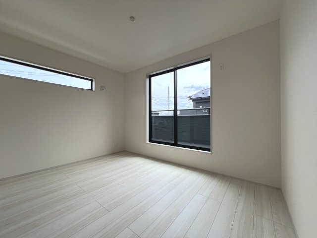 【洋室3】6.7帖