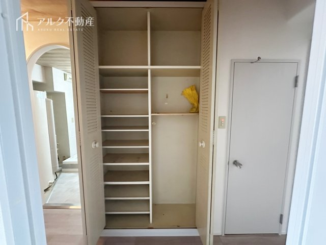 廊下収納