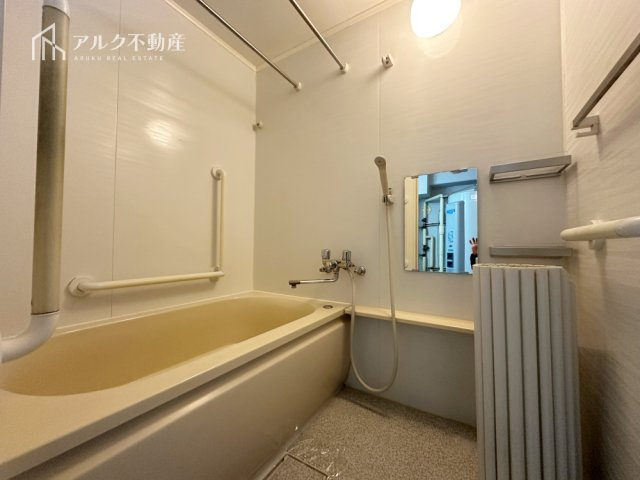 浴室暖房乾燥機完備のバスルーム