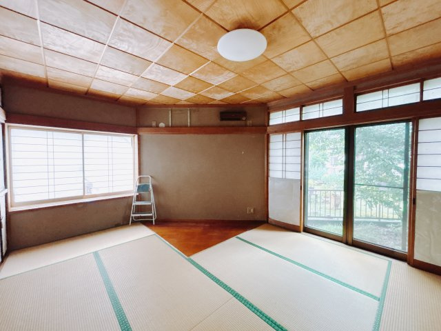 ■和室｜和室でしか味わえない畳ならではの香りや素材で和のやすらぎを感じてください♪休日はお子様とお昼寝するのにも最適です！