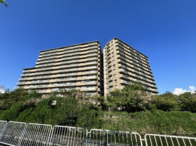 外観：327002977990