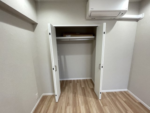 各居室に収納がついており、家族で使い分けしやすくなっています。　