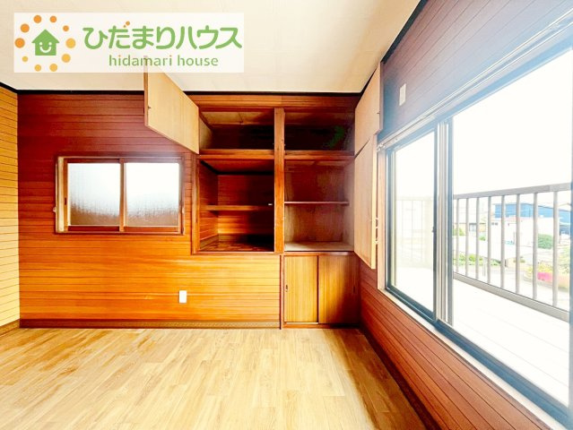 クローゼットタイプの収納は荷物がどこにあるかすぐに見つかります！