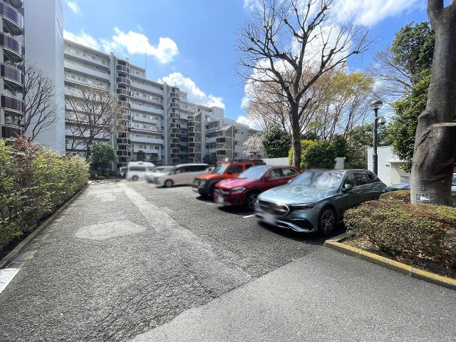 敷地内駐車場月額20、000円