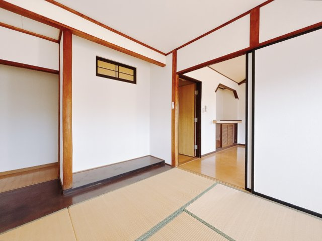 ■和室｜和室でしか味わえない畳ならではの香りや素材で和のやすらぎを感じてください♪休日はお子様とお昼寝するのにも最適です！
