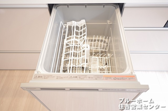 キッチンは食洗機付きです！料理後のお片付けも楽々♪