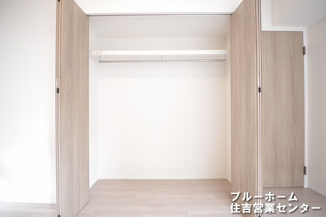 洋室にある収納です！