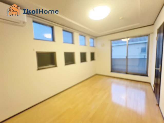 ●年中無休：当日予約可●窓がたくさんの明るいお部屋。全居室収納完備！廊下収納等も充実！