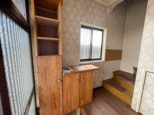 【坂元町　中古戸建ての玄関】