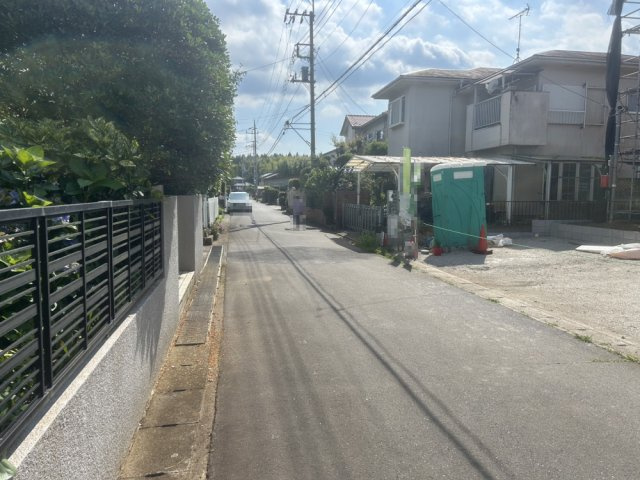 阿見町上長　第1　1号棟　前面道路含む現地写真