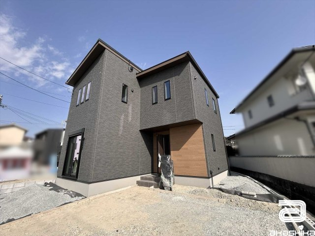 南向きの日当たり良好な立地。