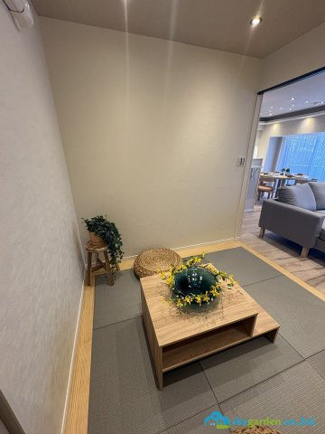 ゆったりとくつろげる和室です