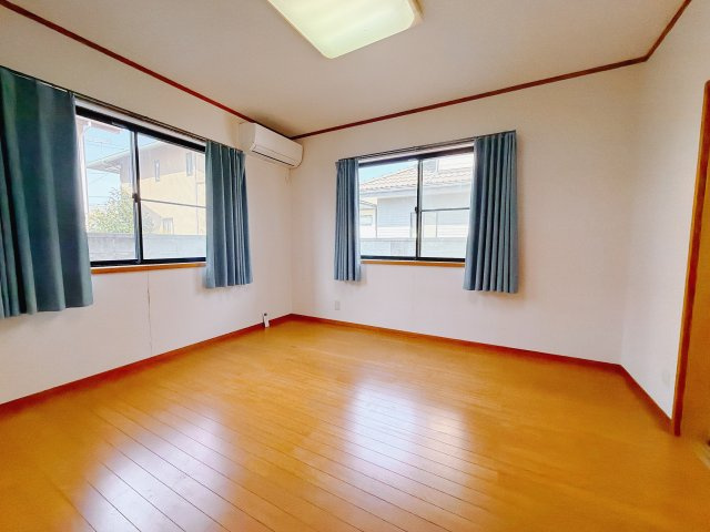 ■洋室｜子供部屋のメリットは「自立心を養うことができる」「自分で整理整頓できるようになる」そして、お子様が成長した際には「プライバシーを確保できる」といい事だらけ♪