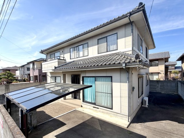 ■外観｜閑静な住宅街で始める新しい暮らし♪開放的な毎日をあなたへ(^^♪